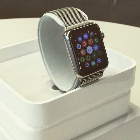 apple-watch-charging