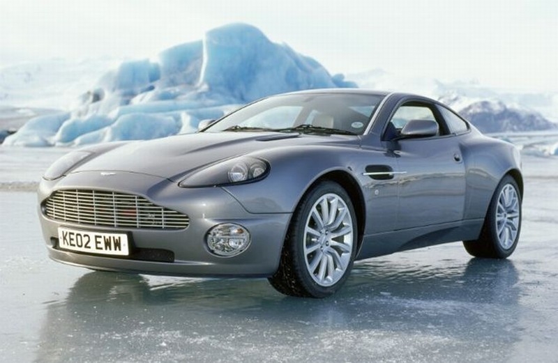 Aston Martin Vanquish V12