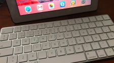 Teclado Magic Keyboard conectado a un iPad